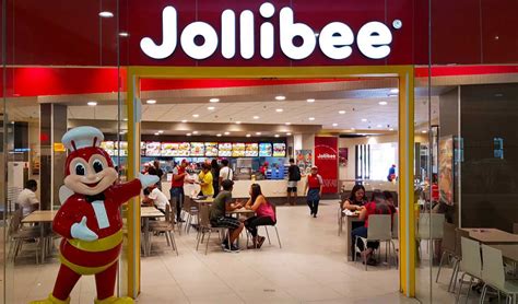 Jollibee to enter Scotland .